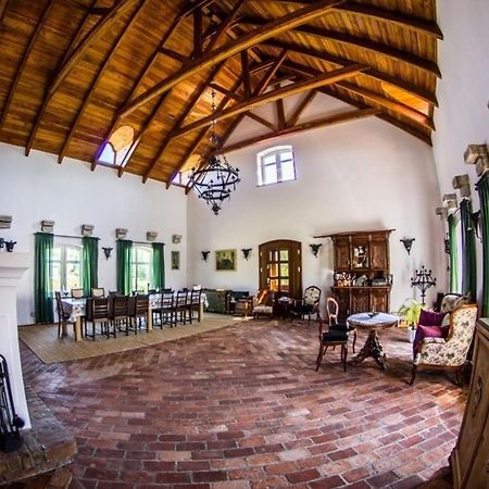 Ferienhaus In Szopa Mit Garten Und Terrasse Miechucino 외부 사진